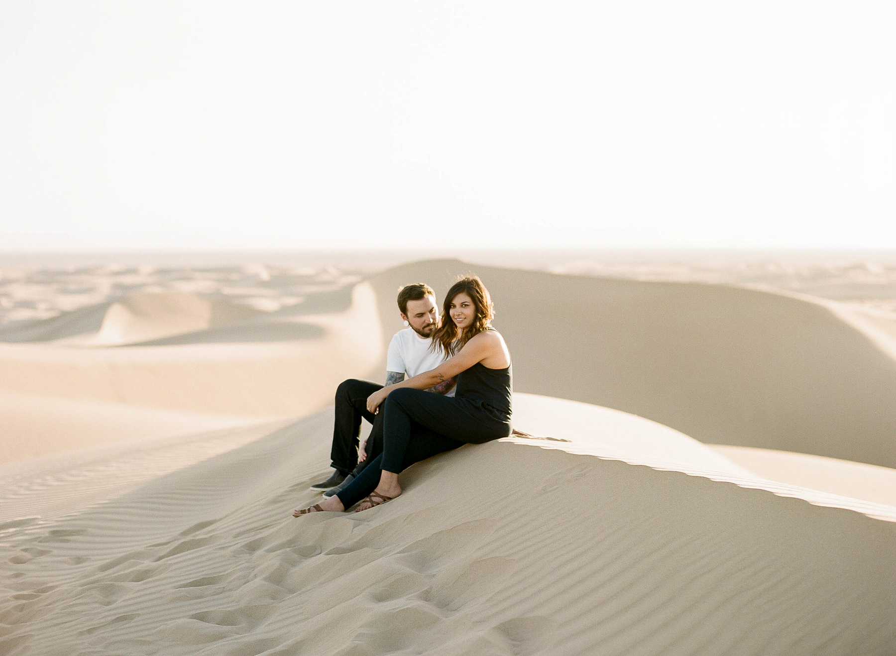 Deer Lovers Photography Aaron Vanessa Algodones Sand Dunes San Diego Engagement-1-5