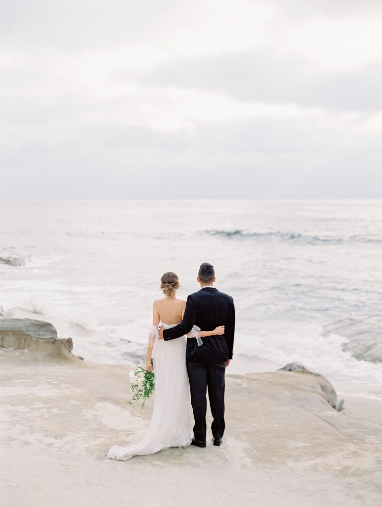 Darlington House in La Jolla wedding bride and groom on beach photo